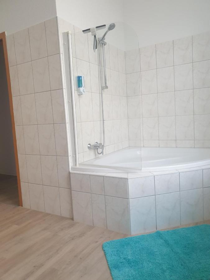 Zur Altstadt Plauen Ngoại thất bức ảnh